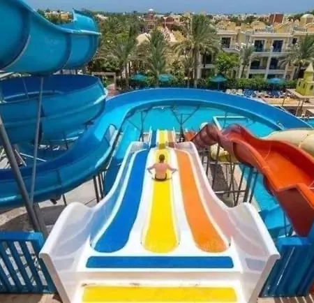 Mirage Aqua Park Villa